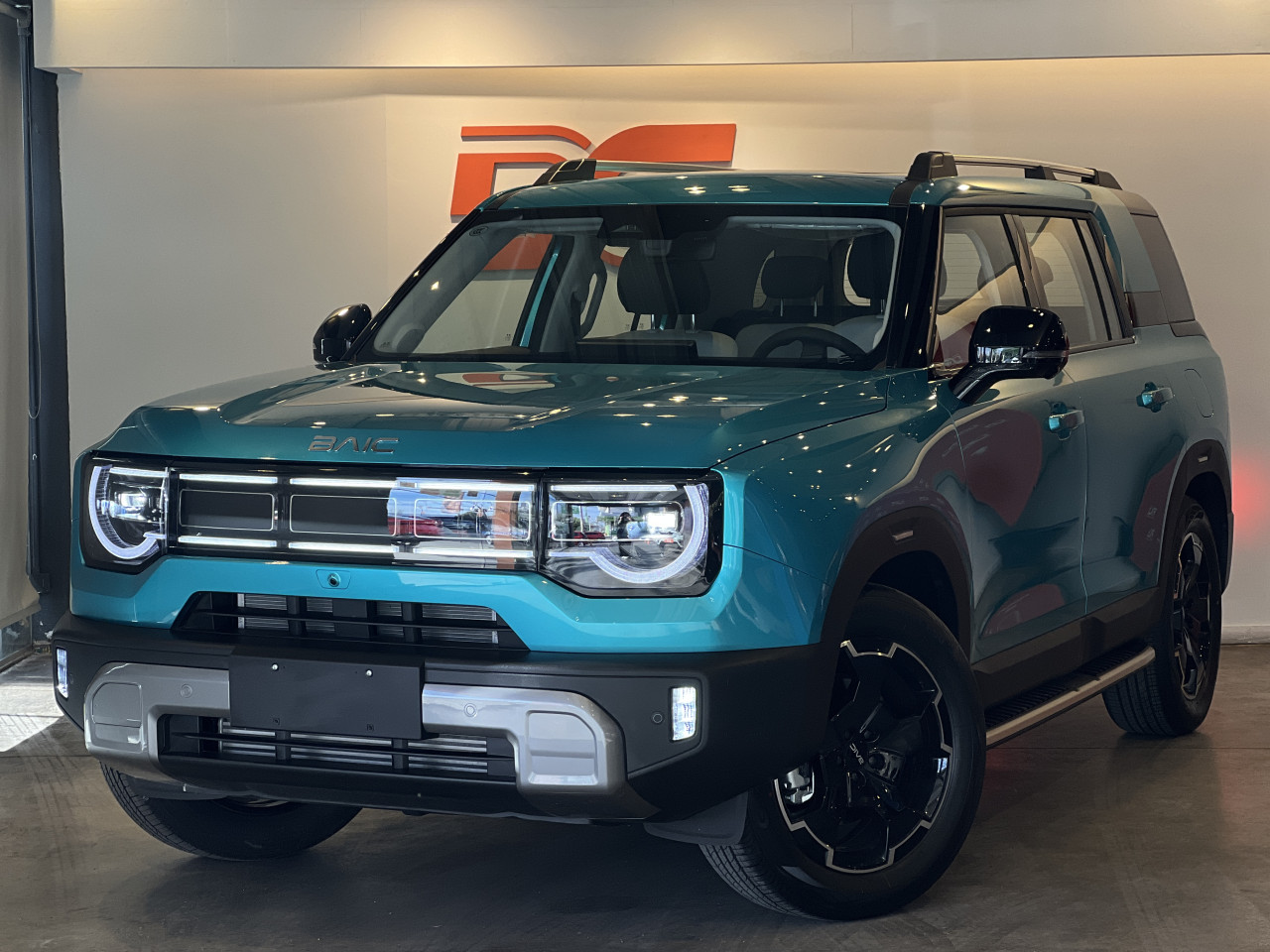 SUV